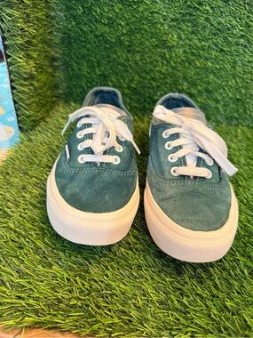 Vans unisex dark green Suede Lace-Up Sneakers new size m 5    W 6.5